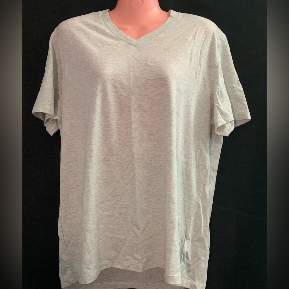 Old Navy Men’s Soft Washed Light Grey V-Neck Shirt LG NWOT